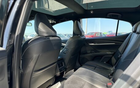 Toyota Camry, 2024 год, 4 000 000 рублей, 37 фотография