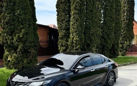 Toyota Camry, 2023 год, 3 650 000 рублей, 1 фотография