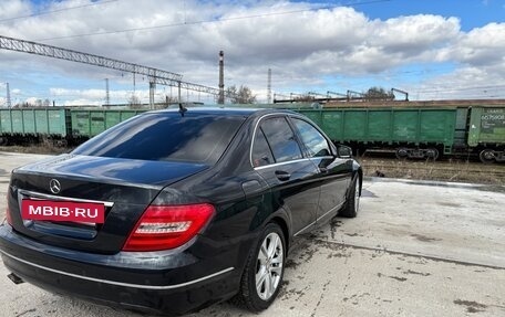 Mercedes-Benz C-Класс, 2011 год, 1 100 000 рублей, 4 фотография