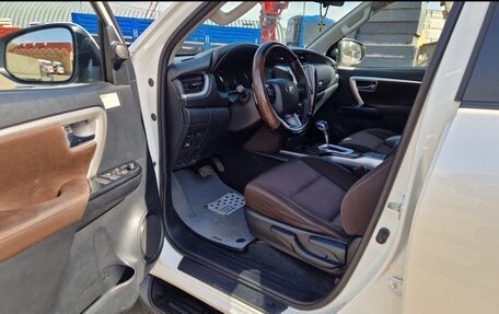 Toyota Fortuner II, 2018 год, 3 850 000 рублей, 6 фотография