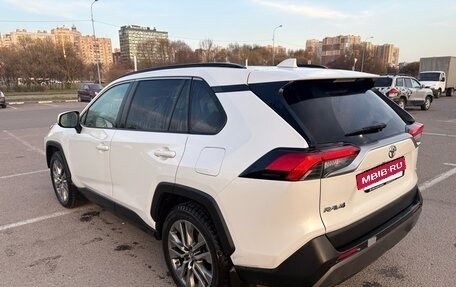 Toyota RAV4, 2021 год, 3 490 000 рублей, 7 фотография