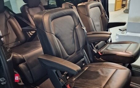 Mercedes-Benz V-Класс, 2021 год, 8 фотография