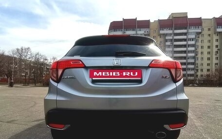 Honda Vezel, 2015 год, 1 450 000 рублей, 5 фотография