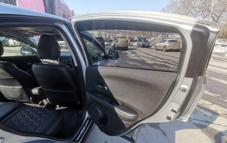 Honda Vezel, 2015 год, 1 450 000 рублей, 15 фотография