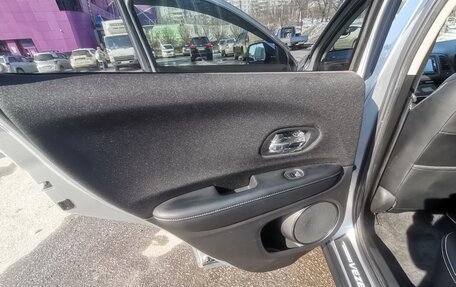 Honda Vezel, 2015 год, 1 450 000 рублей, 16 фотография