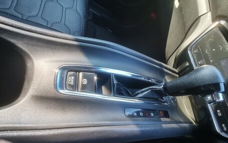 Honda Vezel, 2015 год, 1 450 000 рублей, 18 фотография