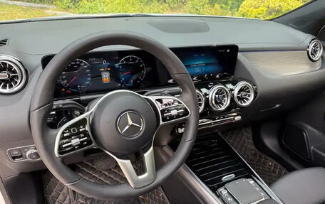 Mercedes-Benz GLA, 2021 год, 2 280 000 рублей, 10 фотография