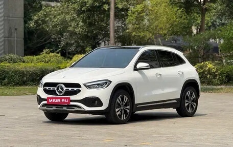 Mercedes-Benz GLA, 2021 год, 2 280 000 рублей, 2 фотография