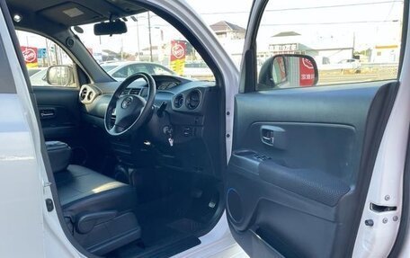 Toyota bB II рестайлинг, 2014 год, 756 000 рублей, 9 фотография