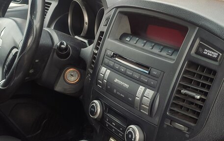 Mitsubishi Pajero IV, 2007 год, 1 270 000 рублей, 2 фотография