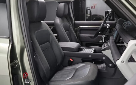 Land Rover Defender II, 2020 год, 3 750 000 рублей, 10 фотография
