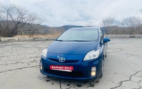 Toyota Prius, 2010 год, 1 090 000 рублей, 4 фотография