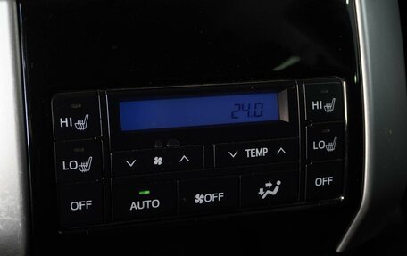 Toyota Land Cruiser Prado 150 рестайлинг 2, 2019 год, 6 195 000 рублей, 18 фотография