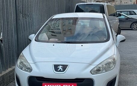 Peugeot 308 II, 2012 год, 680 000 рублей, 1 фотография