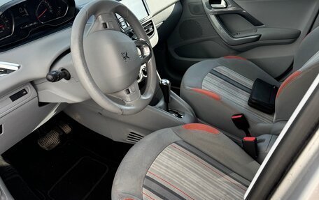 Peugeot 208 II, 2013 год, 805 000 рублей, 6 фотография