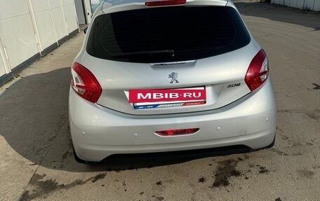 Peugeot 208 II, 2013 год, 805 000 рублей, 4 фотография