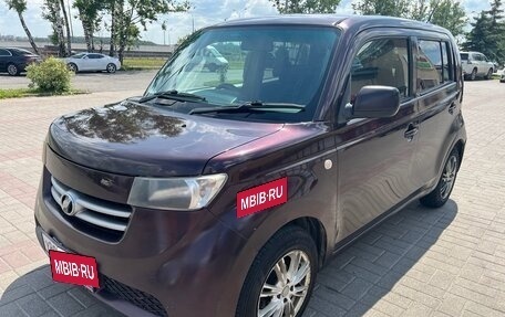Toyota bB II рестайлинг, 2006 год, 490 000 рублей, 2 фотография