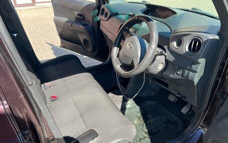 Toyota bB II рестайлинг, 2006 год, 490 000 рублей, 10 фотография
