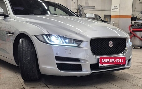 Jaguar XE I рестайлинг, 2016 год, 2 350 000 рублей, 2 фотография