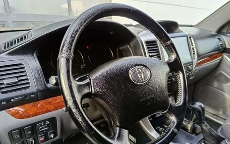 Toyota Land Cruiser Prado 120 рестайлинг, 2006 год, 2 045 000 рублей, 9 фотография