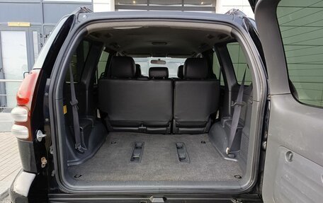 Toyota Land Cruiser Prado 120 рестайлинг, 2006 год, 2 045 000 рублей, 20 фотография