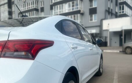 Hyundai Solaris II рестайлинг, 2017 год, 1 320 000 рублей, 5 фотография