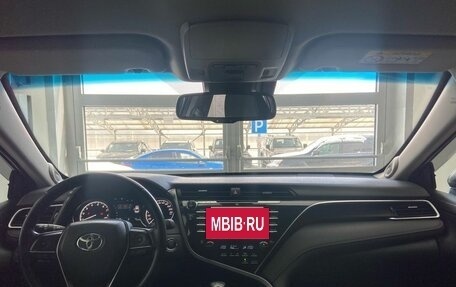 Toyota Camry, 2018 год, 2 835 000 рублей, 13 фотография