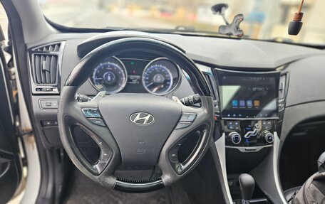 Hyundai Sonata VI, 2011 год, 1 200 000 рублей, 8 фотография