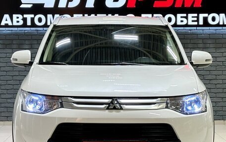Mitsubishi Outlander III рестайлинг 3, 2014 год, 1 757 000 рублей, 3 фотография