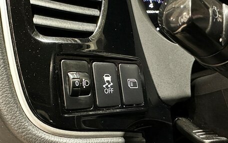Mitsubishi Outlander III рестайлинг 3, 2014 год, 1 757 000 рублей, 22 фотография
