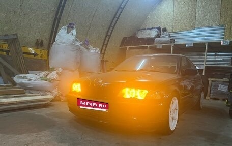 BMW 3 серия, 2000 год, 810 000 рублей, 10 фотография