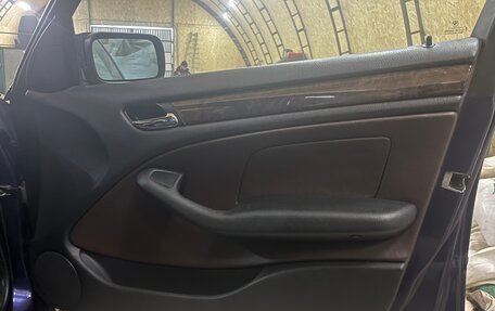 BMW 3 серия, 2000 год, 810 000 рублей, 18 фотография