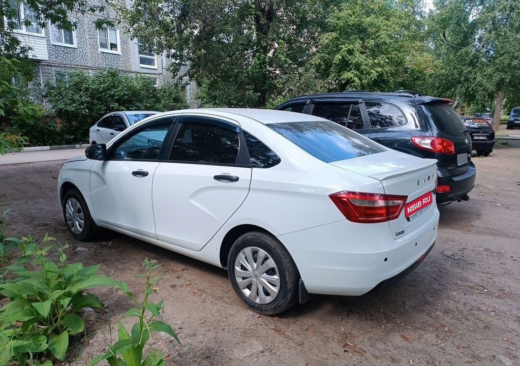 ВАЗ (LADA) Vesta, 2018 год, 640 000 рублей, 4 фотография