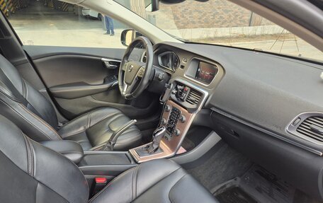 Volvo V40 Cross Country I, 2018 год, 2 100 000 рублей, 4 фотография