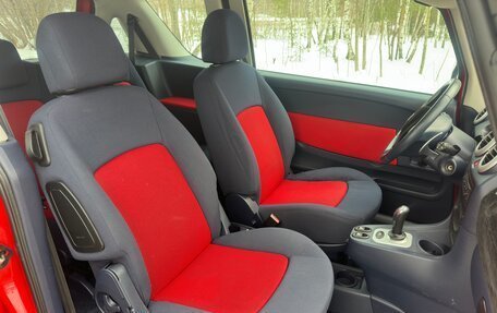 Peugeot 1007, 2006 год, 590 000 рублей, 12 фотография