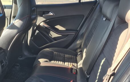 Mercedes-Benz GLA, 2016 год, 1 750 000 рублей, 16 фотография