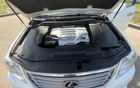Lexus LX III, 2011 год, 3 850 000 рублей, 9 фотография