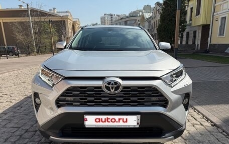 Toyota RAV4, 2021 год, 5 500 000 рублей, 6 фотография