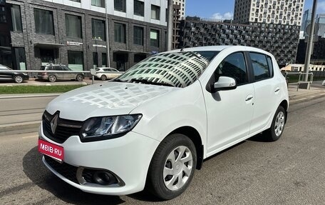Renault Sandero II рестайлинг, 2016 год, 830 000 рублей, 1 фотография