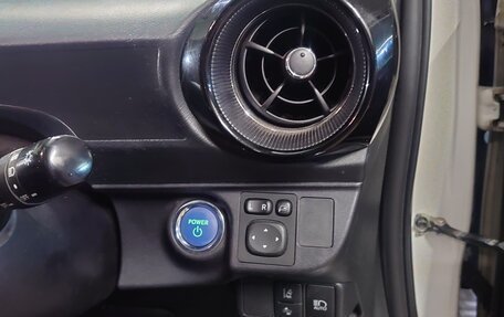 Toyota Aqua I, 2018 год, 1 380 000 рублей, 7 фотография
