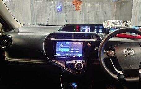 Toyota Aqua I, 2018 год, 1 380 000 рублей, 12 фотография