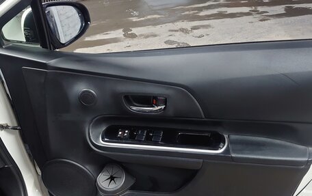 Toyota Aqua I, 2018 год, 1 380 000 рублей, 11 фотография