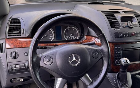 Mercedes-Benz Viano, 2011 год, 1 900 000 рублей, 13 фотография