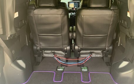 Toyota Voxy III, 2019 год, 2 880 000 рублей, 11 фотография