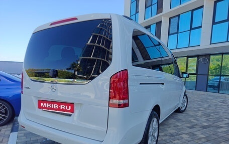 Mercedes-Benz V-Класс, 2016 год, 3 999 999 рублей, 6 фотография