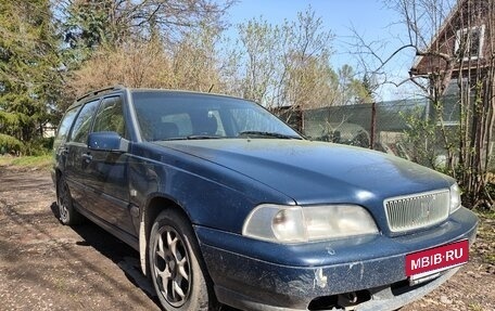 Volvo V70 III рестайлинг, 1999 год, 400 000 рублей, 11 фотография