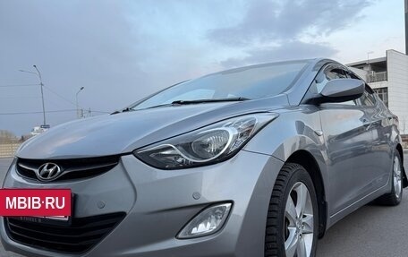 Hyundai Elantra V, 2012 год, 1 050 000 рублей, 2 фотография