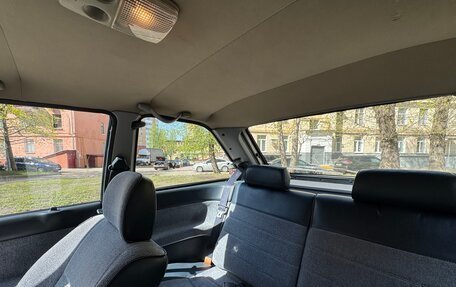 Mazda 323, 1988 год, 375 000 рублей, 14 фотография
