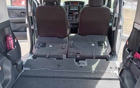 Toyota Roomy I, 2021 год, 1 160 000 рублей, 22 фотография