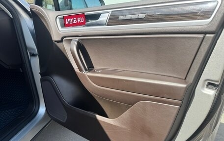 Volkswagen Touareg III, 2016 год, 9 фотография